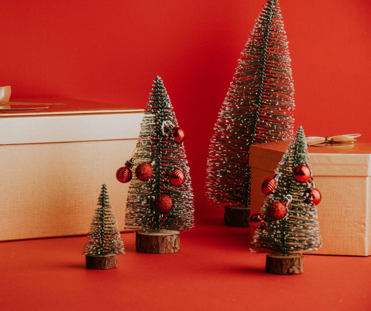 Artificial Christmas Trees with Lights: The Ultimate Holiday Decor Solution