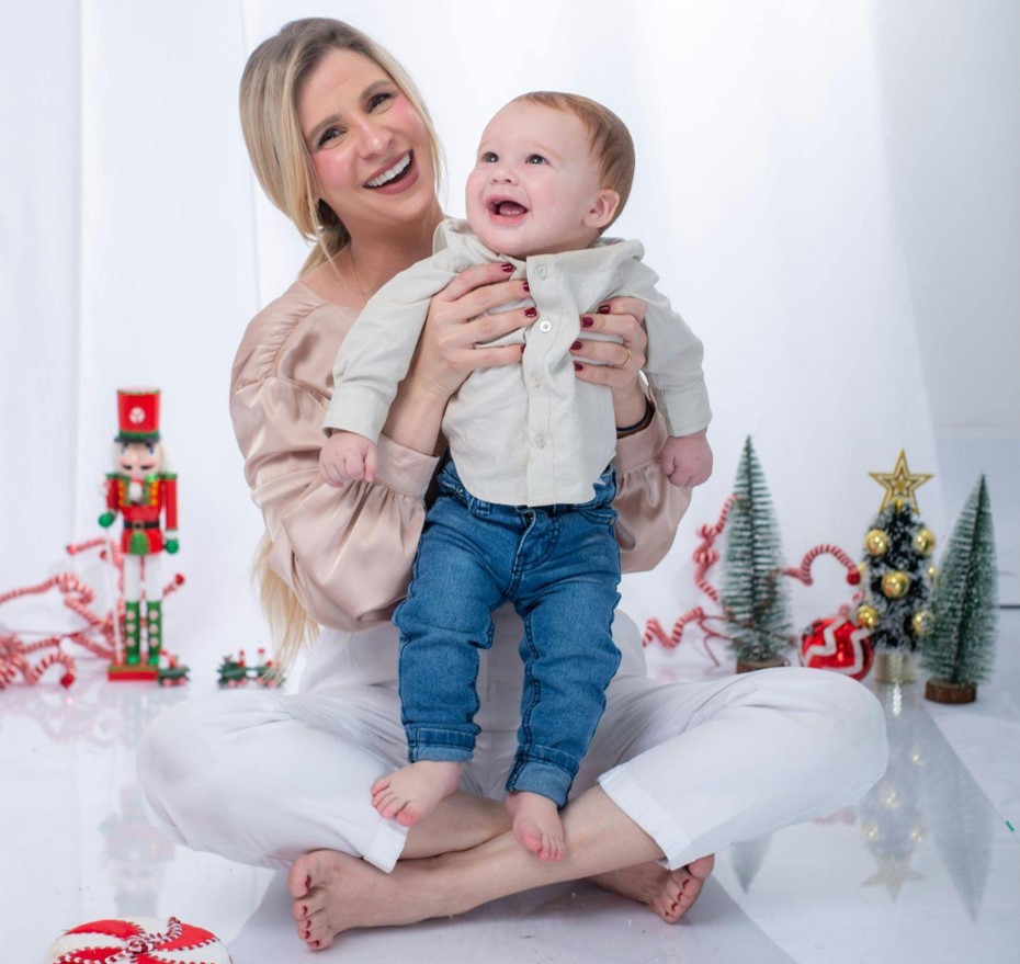 Choosing the Perfect Artificial Lit Christmas Tree